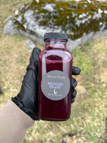 Midnight Bloom – Blueberry Lavender Lemonade 🌙✨